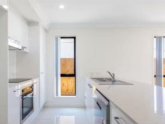 Nice 88 Locke Crescent, REDBANK PLAINS House for rent Listed.