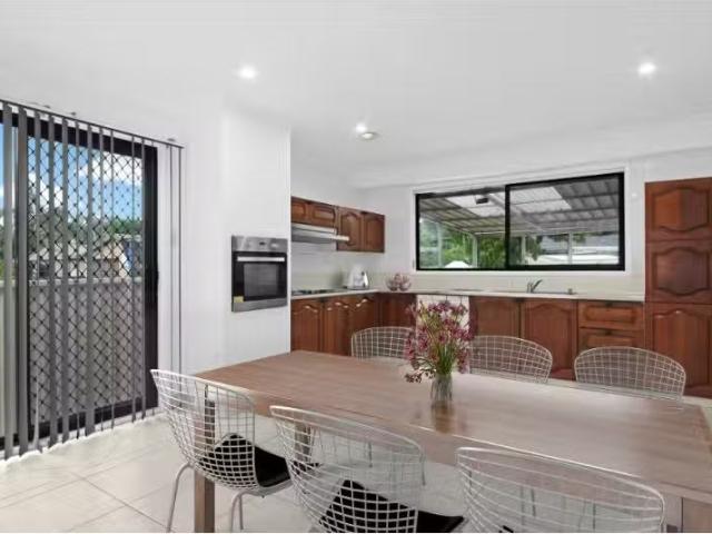 Nice 89 Spitfire Drive, Raby House for rent Listed by Daniell.