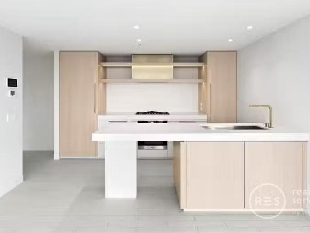 Just in! 804/296 Victoria Parade, East Melbourne VIC 3002