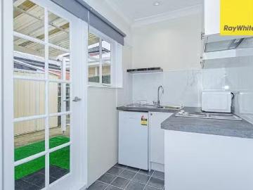 Cozy 80 Sandown Circle, Henley Brook, WA 6055