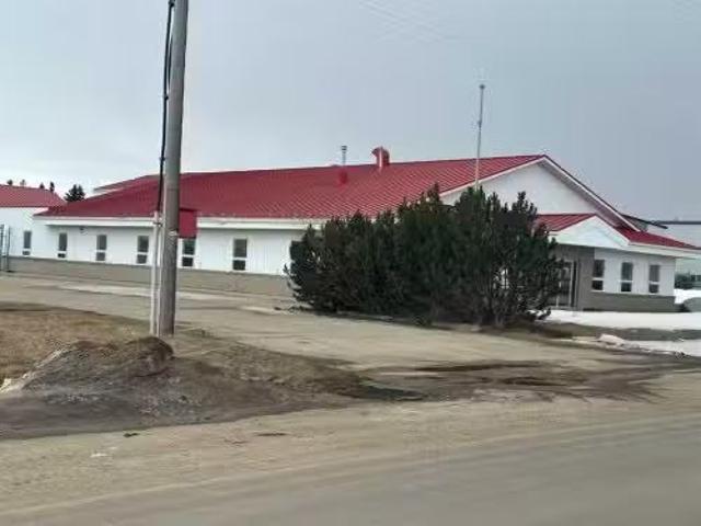 For Rent! 8111 110 Street, Grande Prairie, AB, T8W 6T2 comme.