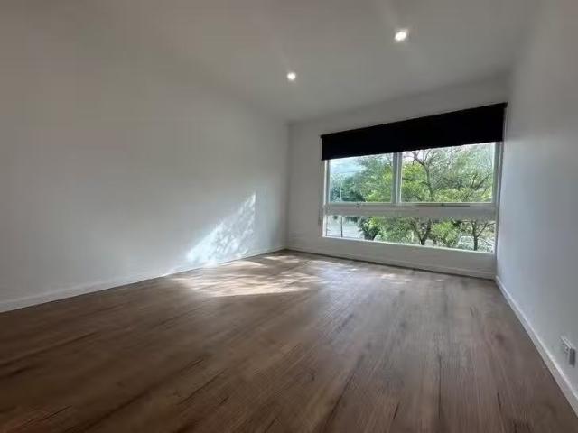 Just in! 8/11 Gordon Street, Footscray, VIC 3011