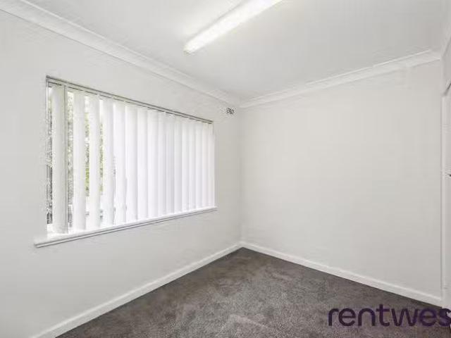 Rental! 8/12 Ogilvie Road, Mount Pleasant, WA 6153