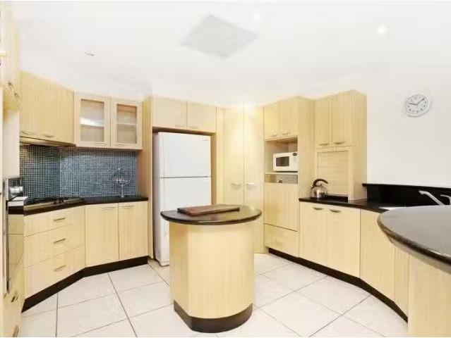 Nice 8/14 Salonika Street, Parap Apartment for rent Listed by.