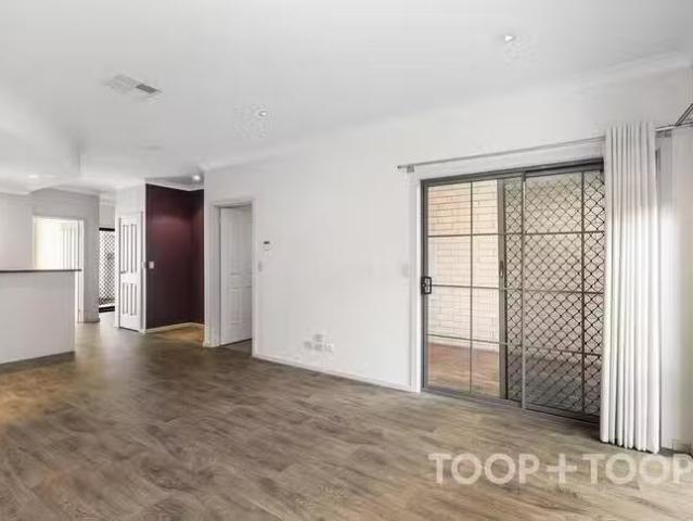 Cheap 8/16 Parkdale Crescent, Mawson Lakes, SA 5095