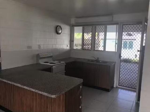 Just in! 8/18 20 Bayswater Terrace, Hyde Park, QLD 4812
