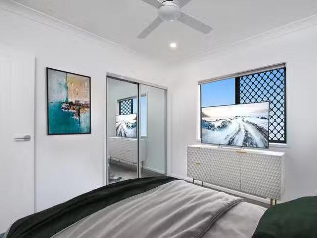 Deal! 81 Palm Forest Circuit, Forest Glen, QLD 4556