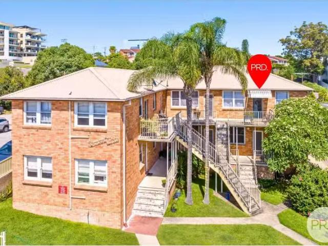 Unique 8/36 Stockton Street, NELSON BAY Apartment for rent Li.
