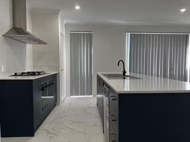 Deal! 83 Catalpa Avenue, Ellenbrook, WA 6069