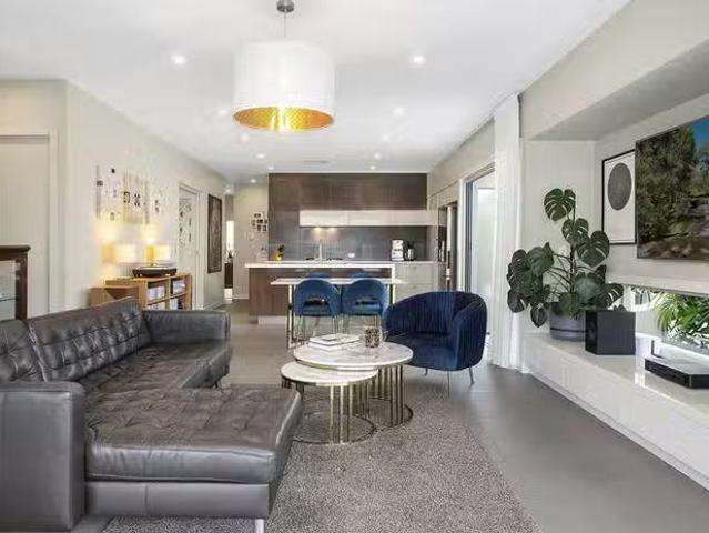 Cozy 8 Azure Street, Caloundra West, QLD 4551