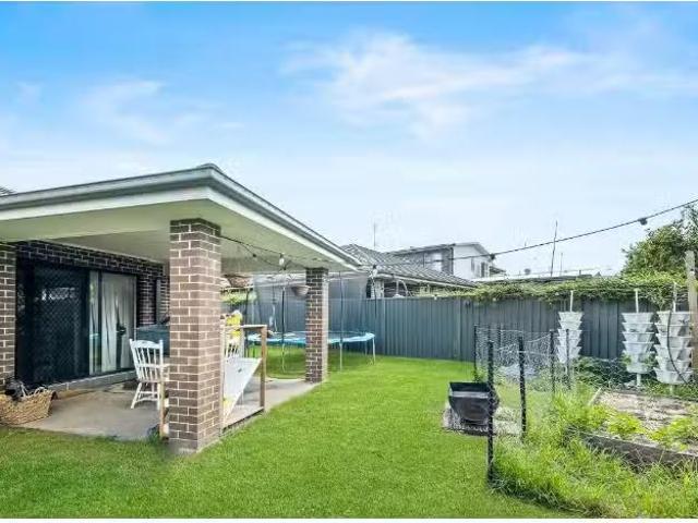 Rental! 8 Bandara Circuit Circuit, Spring Farm House for rent.