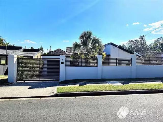 Nice 8 Donna Avenue, Rochedale South, QLD 4123