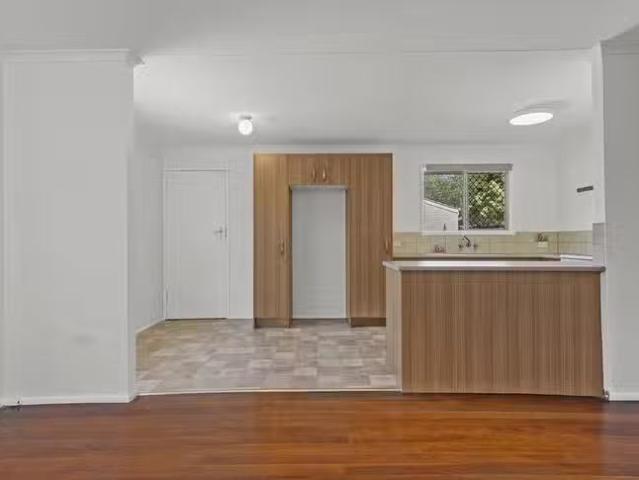 Cheap 8 Joora Avenue, Petrie, QLD 4502