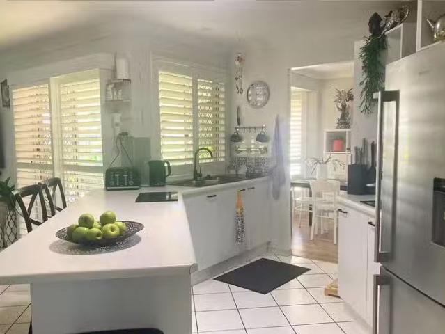 Cheap 8 Mizzen Place, Deception Bay, QLD 4508