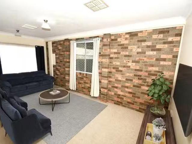 For Rent! 8A Murrayfield Drive, Dubbo, NSW 2830
