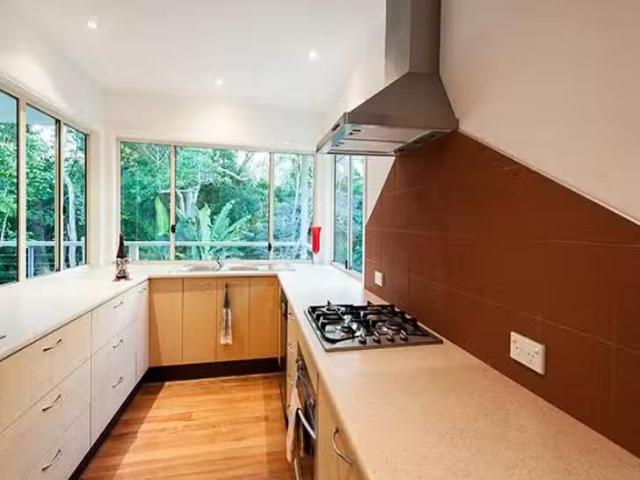 Rental! 8A Centenary Drive, Maleny, QLD 4552