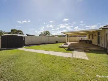 Charming 8A Winship Avenue, Wanneroo, WA 6065