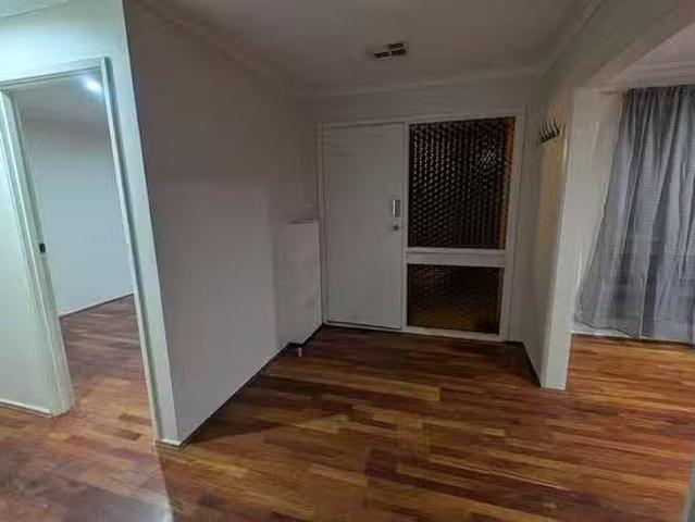 Deal! 96 Maribyrnong Avenue, Kaleen, ACT 2617