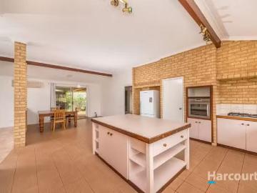 Deal! 96 Clearview Retreat, BULLSBROOK, WA 6084 House for Rent
