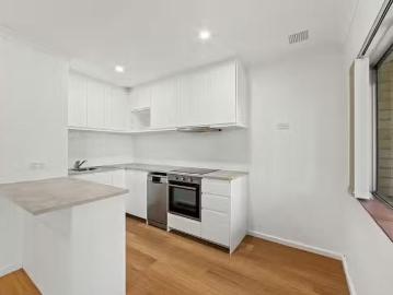Cozy 9/6 Wilson Crescent, Wembley Downs, WA 6019