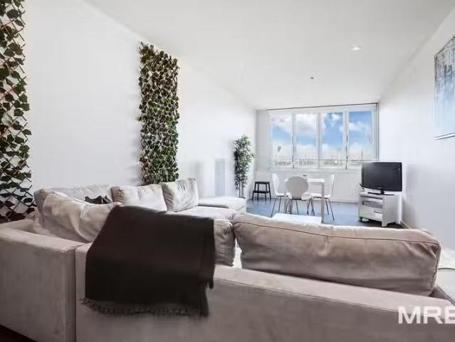 For Rent! 903/166 Wellington Parade, East Melbourne VIC 3002