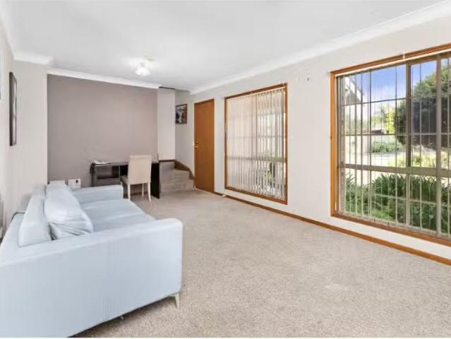 New 9/106 Avondale Road, AVONDALE Townhouse for rent Listed b.