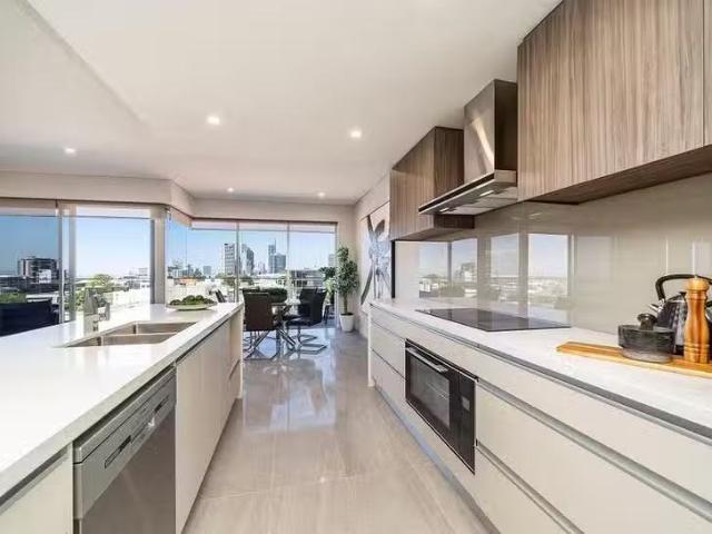 Nice 9/16 Ventnor Avenue, West Perth, WA 6005