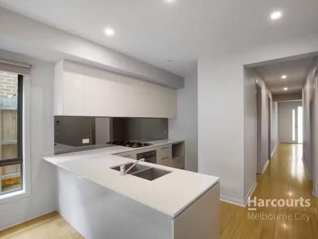 Charming 9/1 Barr Street, BRIGHTON EAST, VIC 3187 Townhouse.