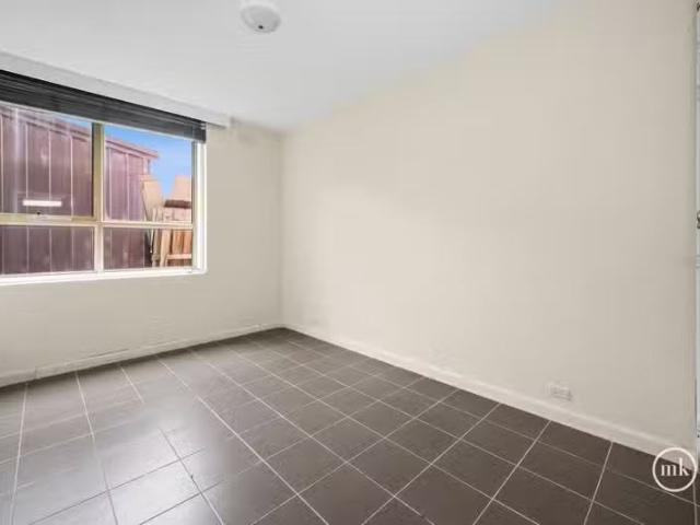 Deal! 9/248 Glenlyon Road, Brunswick East VIC 3057