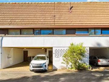 Torrens, Majura - Equipped kitchen