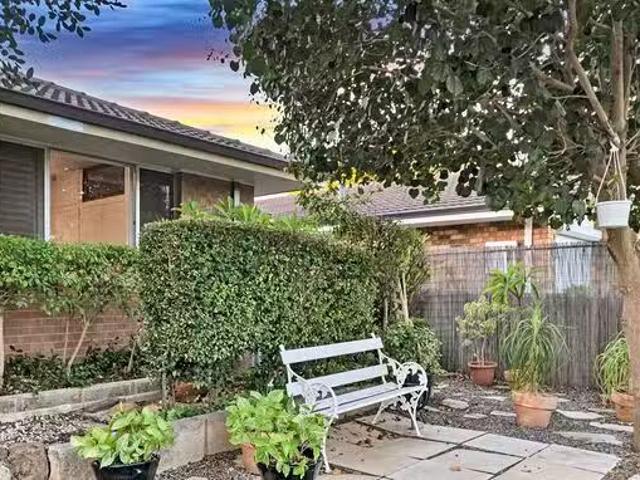 Cheap 9 Coral Street, Martin, WA 6110