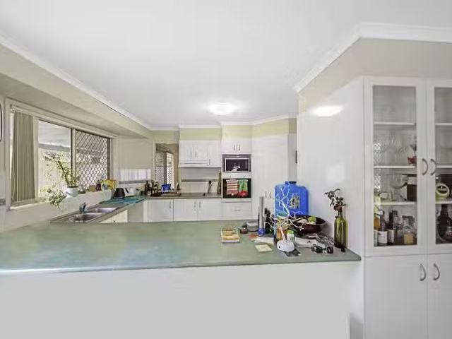Cozy 9 Cedarwood Crescent, Robina, QLD 4226
