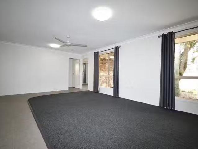 Unique 9 Davison Street, Gracemere, QLD 4702
