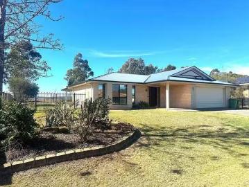 Just in! 9 Eric Court, Cambooya, QLD 4358