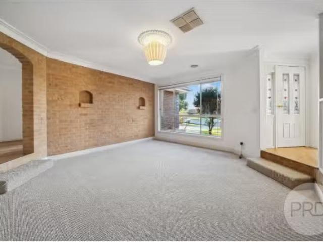 Cozy 9 Lamilla Street, Glenfield Park House for rent Listed b.