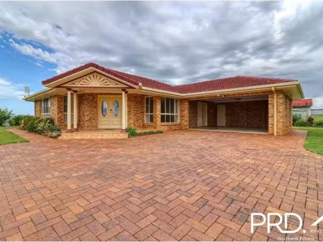 Unique 9 Mcleay Road, NORTH LISMORE House for rent Listed by.