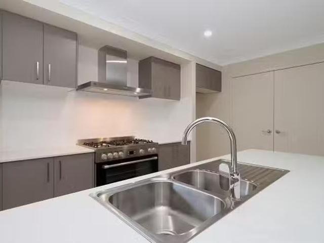 Deal! 9 Starcke Court, Mango Hill, QLD 4509