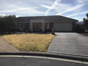 Cozy 9 Peter Coote Street, Quirindi, NSW 2343