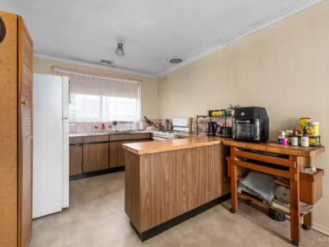 Charming 9 Pedersen Avenue, Reservoir VIC 3073 House Auction