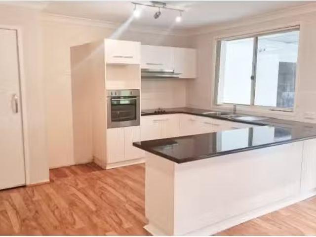 Just in! 9 Thomas Street, GILLIESTON HEIGHTS House for rent L.
