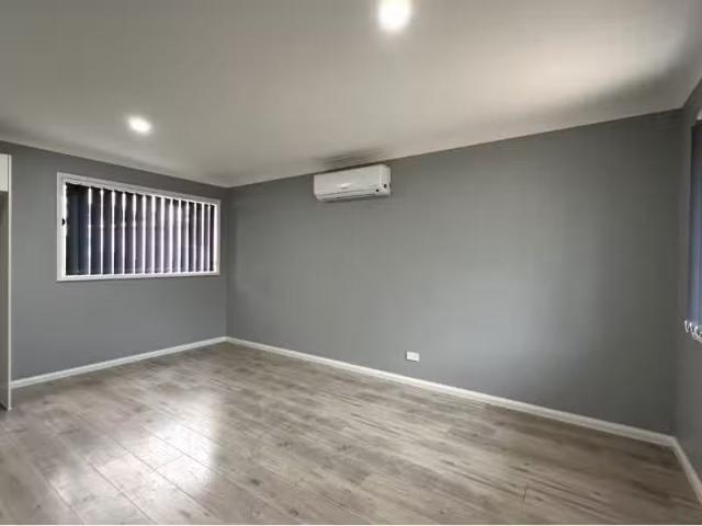 Deal! 9A Monash Close, TANILBA BAY Apartment for rent Listed.