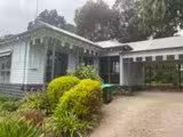 Unique 9A Park West Road, Eltham VIC 3095