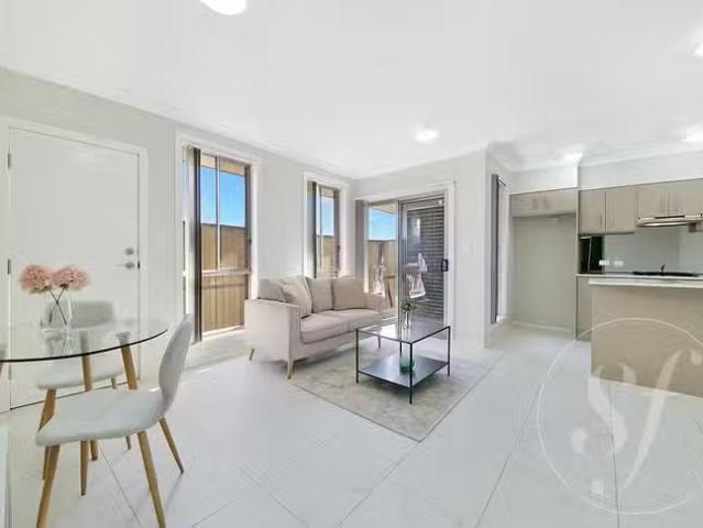 Deal! 9A Romagnola Street, Box Hill, NSW 2765