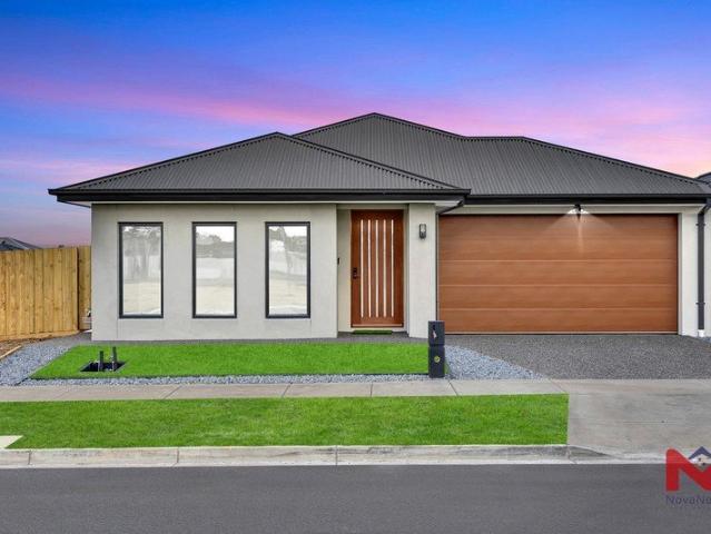 JUST LISTED | 24 Karachi Avenue, Mount Cottrell A Masterpiece of Modern Luxury and Comfort!