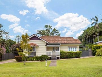 TERRIFIC 1416 SQM BLOCK COMPLETE WITH CHARACTER