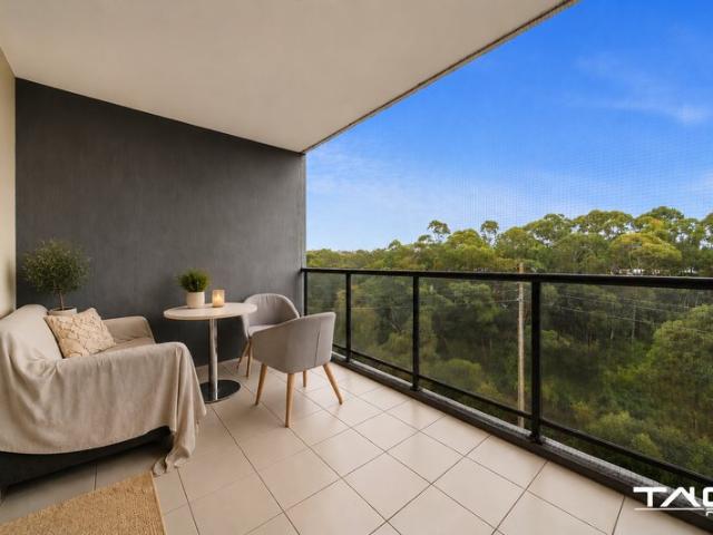 JUST LISTED | INVEST OR NEST