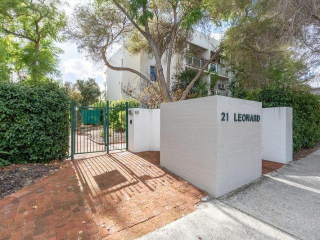 Just Steps from Albany Hwy