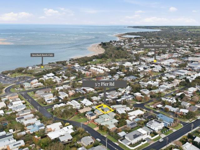 Just Steps From The Pier