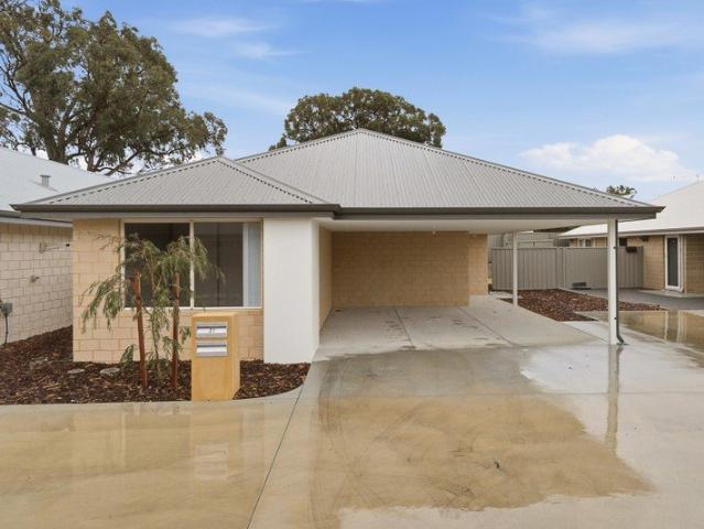 Just 400m to the River Easy, Low Maintenance Living Await