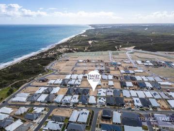 Just 8 Doors From the Foreshore!